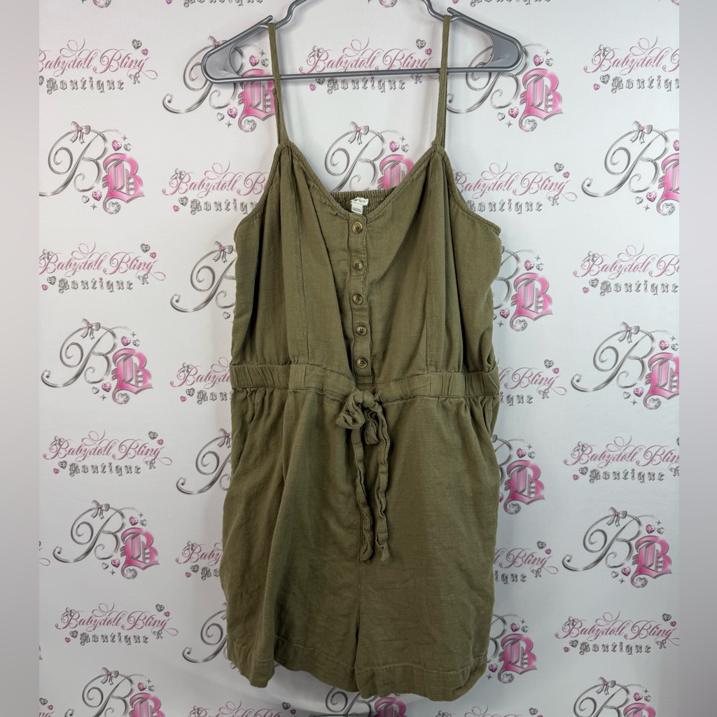Aerie Romper One Piece Jumper Green Cargo Style Tie Up Olive Green Jumpsuit